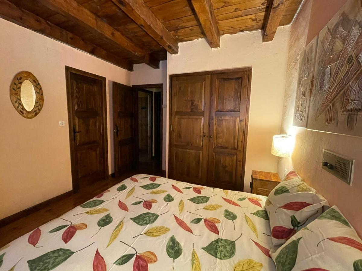 Urbanizacion Linsoles - Benasque Apartman Sahún Kültér fotó